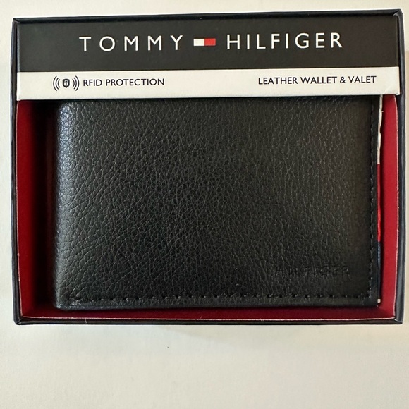 Tommy Hilfiger Black Key & Card Holder Leather Accessory - Picture 1 of 5